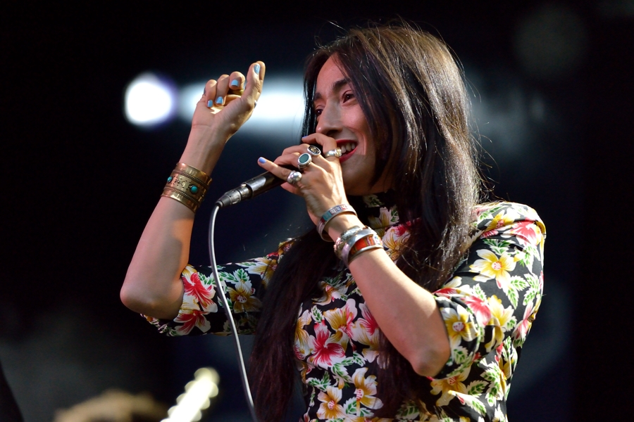 Hindi Zahra 2016