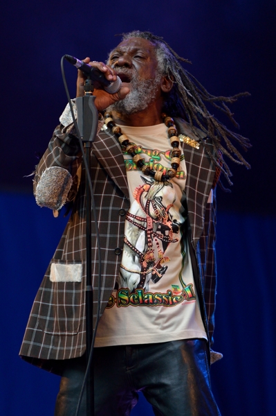 Winston McAnuff & Fixi 2015